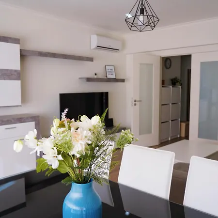 Apartment Always On The Way - Road In Montijo, Lisbon *
